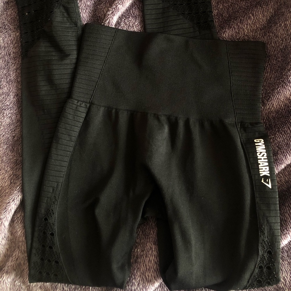 XS BLACK GYMSHARK LEGGINGS